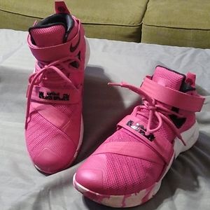 Labron Soldier 9 Nike